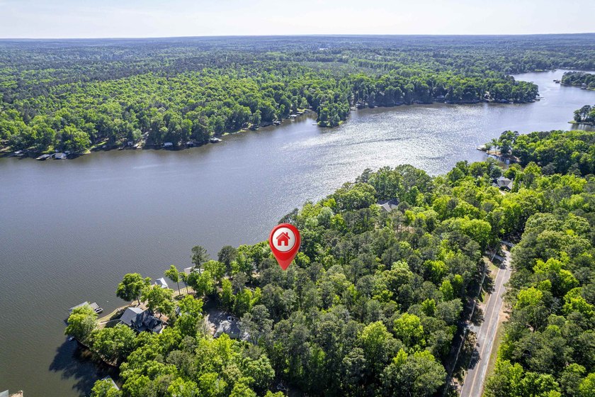 Welcome to 116 Sunfish Trail in Eatonton. This A-frame sits on - photo 37