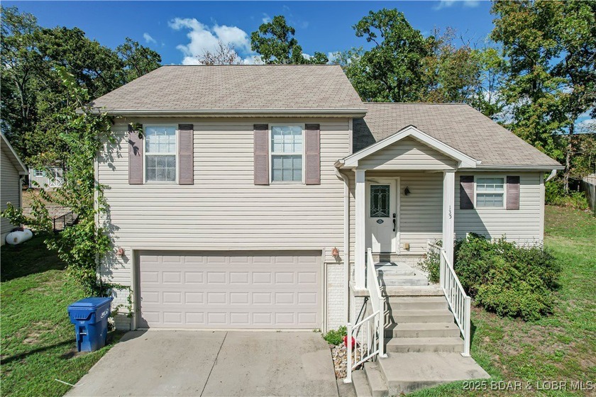Welcome to 135 Primrose Lane in Camdenton! This beautifully - photo 38
