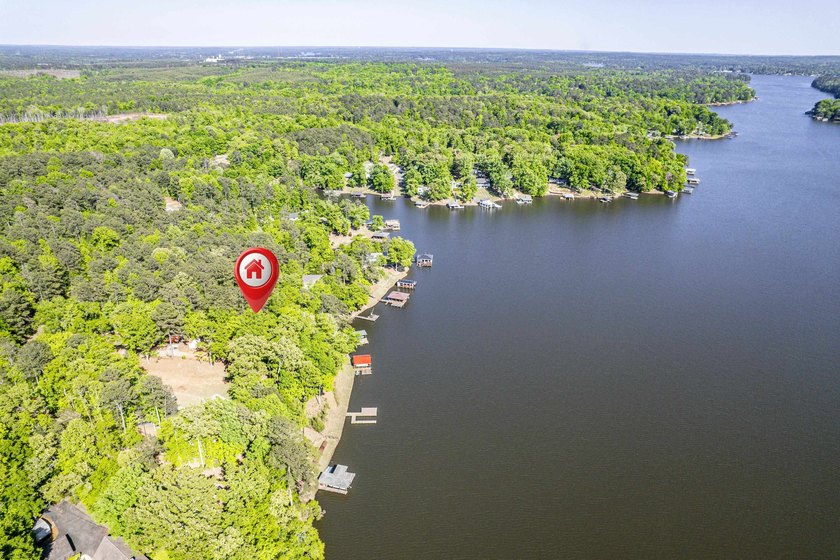 Welcome to 116 Sunfish Trail in Eatonton. This A-frame sits on - photo 41