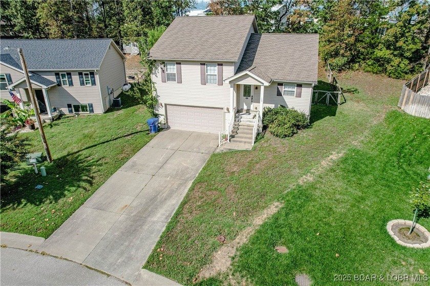 Welcome to 135 Primrose Lane in Camdenton! This beautifully - photo 42