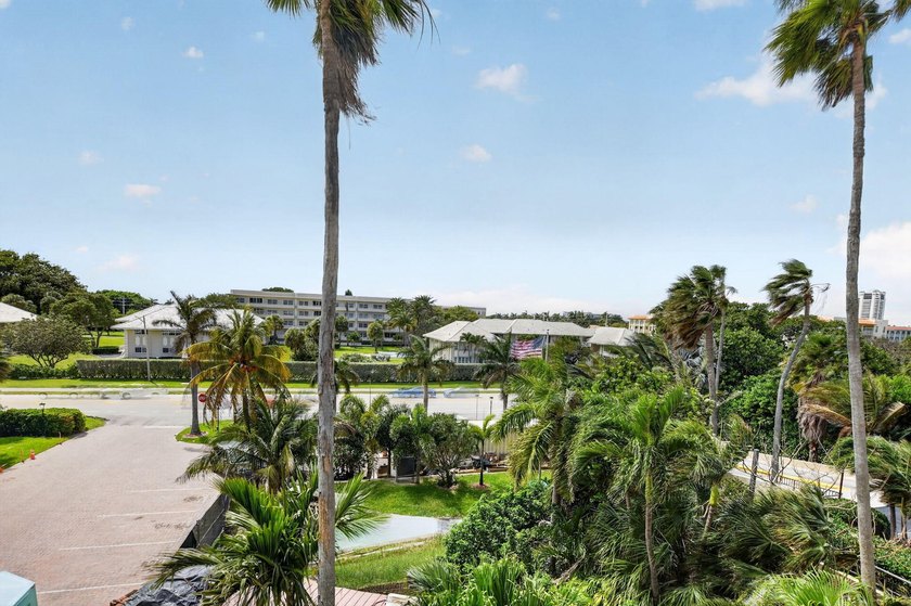 Best Value on the Beach! Rarely does a true beachfront residence - photo 47