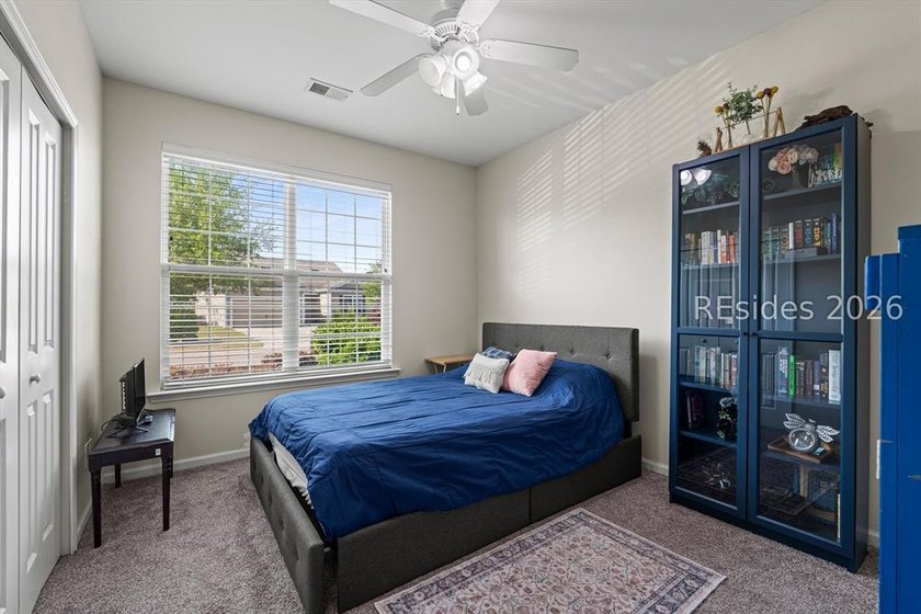 Ready for you to home. Settle into this wonderful 3 bedroom, 2 - photo 3