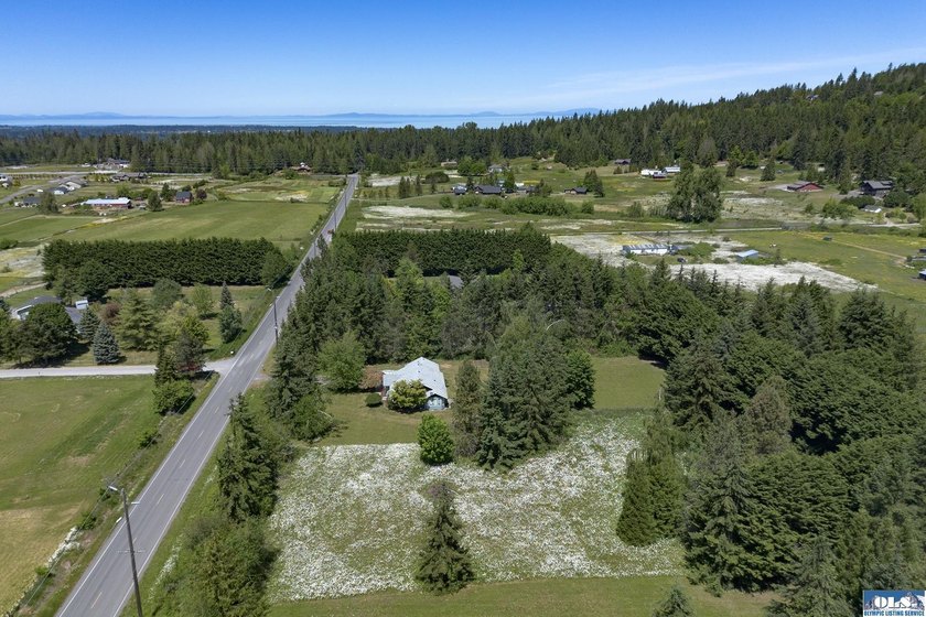 Nature meets convenience in this hidden Happy Valley gem. Tucked - photo 48