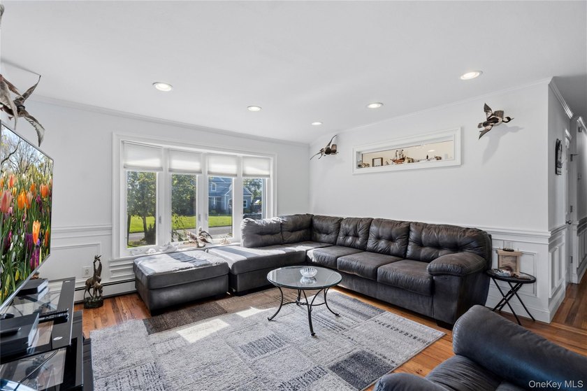 Finest South Shore Living in Prestigious Sequams Colony Welcome - photo 6