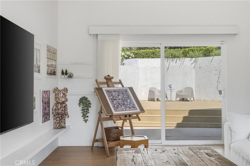 Welcome to 411 Woodcliffe Road, a truly exceptional residence - photo 24