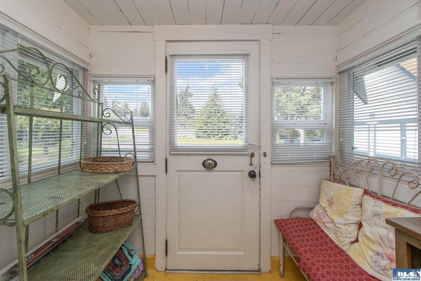 A PROPERTY LIKE THIS COMES ON THE MARKET ONCE IN A GREAT WHILE! - photo 25