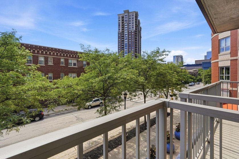 Unbeatable price and value. Live the lifestyle at Skyscape! This - photo 10