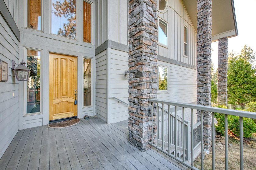 Looking for a spectacular mountain home with breathtaking views - photo 43