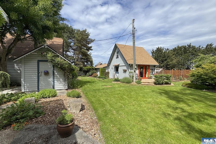 A PROPERTY LIKE THIS COMES ON THE MARKET ONCE IN A GREAT WHILE! - photo 48