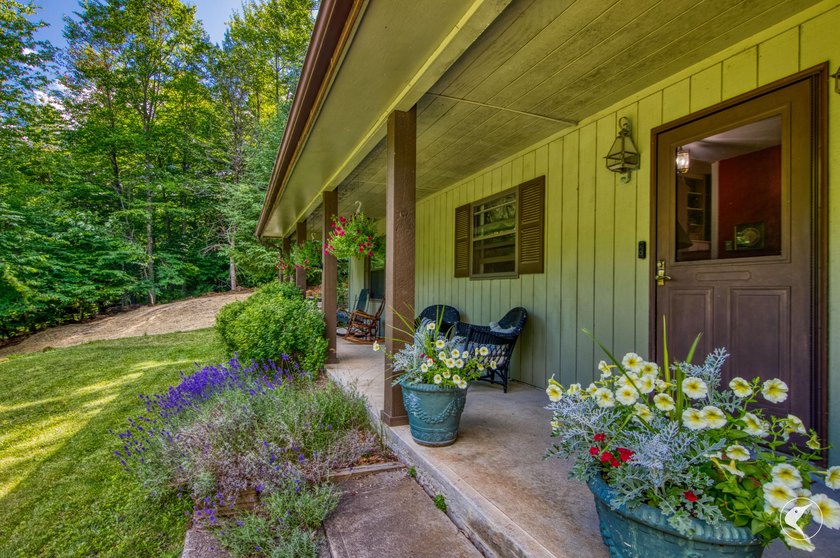 Welcome to Glenwood Estates, a historic residential neighborhood - photo 3