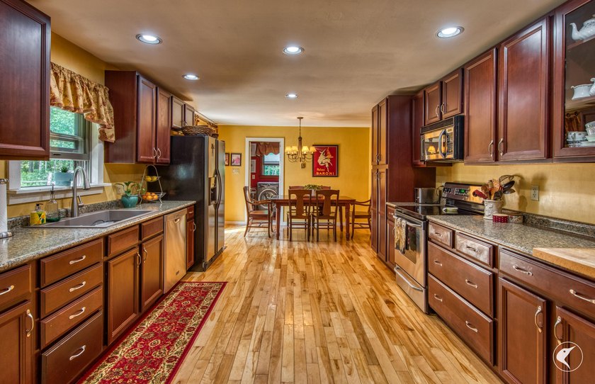 Welcome to Glenwood Estates, a historic residential neighborhood - photo 6