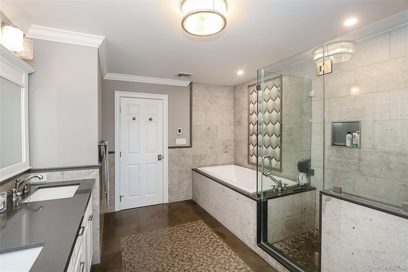 Located in the heart of Huntington, this beautifully updated - photo 17