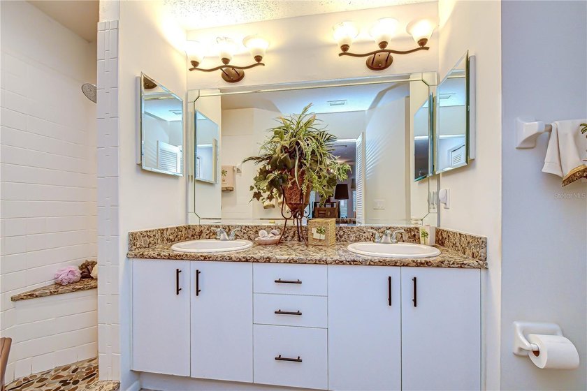Maintenance free living. This two-bedroom, two-bath villa with a - photo 31