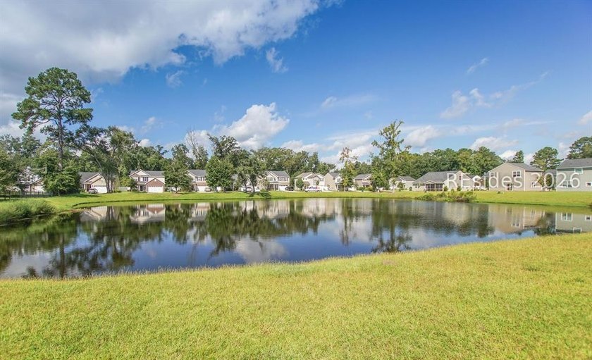Welcome to 1 Toxaway Lane, where modern comfort meets Lowcountry - photo 34