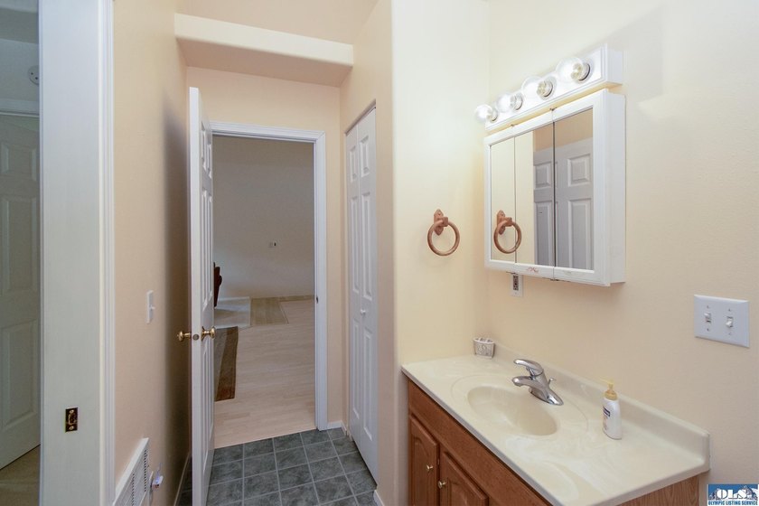 Welcome home! 4 BR, 2 BA home PLUS 2 car detached garage w/ - photo 49