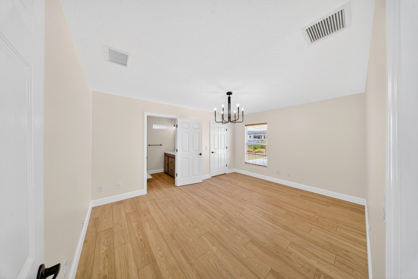 BACK ON MARKET DUE TO PREVIOUS BUYER UNABLE TO OBTAIN FINANCING - photo 17