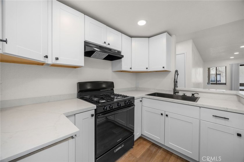 Welcome to 600 W 3rd Street, Unit B205, a fully remodeled - photo 8