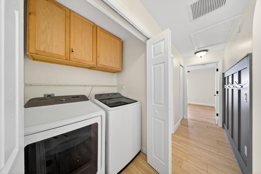 BACK ON MARKET DUE TO PREVIOUS BUYER UNABLE TO OBTAIN FINANCING - photo 29