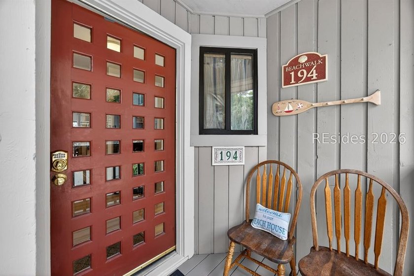 Excellent opportunity for both personal enjoyment and rental - photo 4