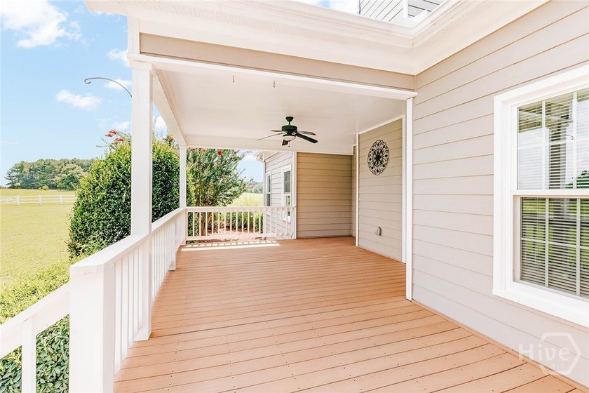 Welcome to this exceptional single-level brick home in Colbert - photo 38