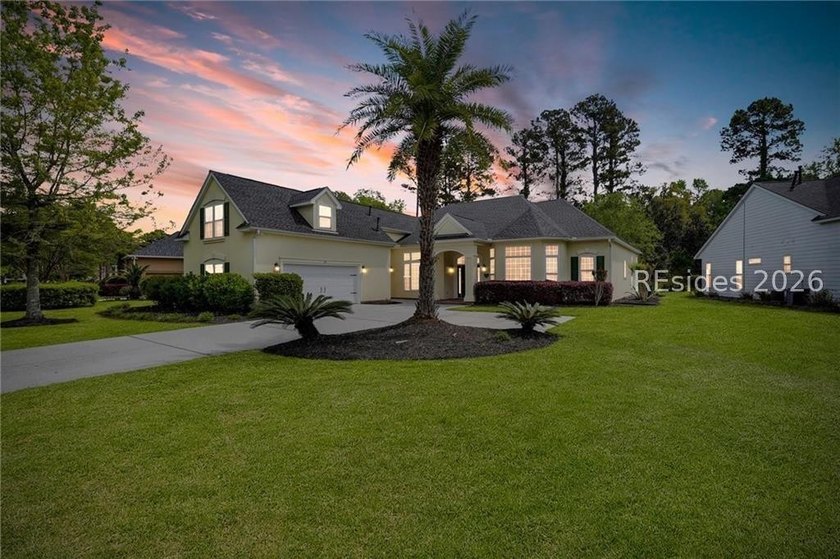 Experience the pinnacle of Lowcountry elegance in this stunning - photo 4