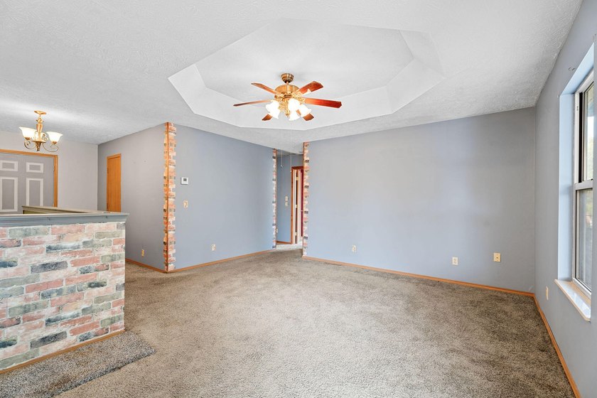 Freshly Updated!! Experience energy-efficient living in this - photo 5