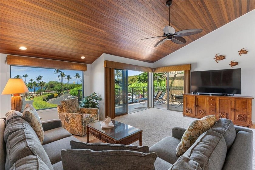 Welcome to Wailea Elua unit #708 - a hotel zoned, stunning - photo 7