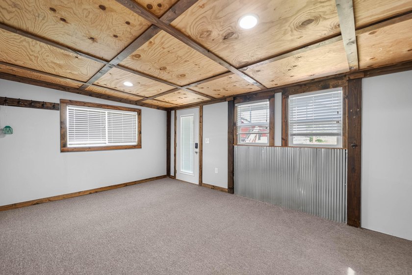 Welcome to this cozy 1-bedroom, 1-bath home in Kellogg, located - photo 12