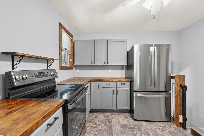 Welcome to this cozy 1-bedroom, 1-bath home in Kellogg, located - photo 16