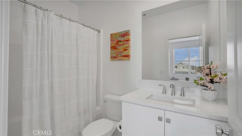 Experience modern living in the Mariposa neighborhood of Rancho - photo 16
