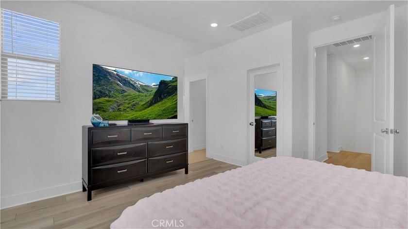Experience modern living in the Mariposa neighborhood of Rancho - photo 19