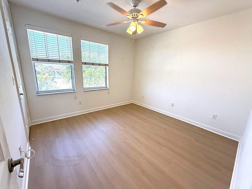 Tenant Occupied through April 2027. Great investment property - photo 10
