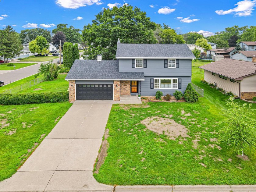 First time on the market! Lovingly maintained by the original - photo 31