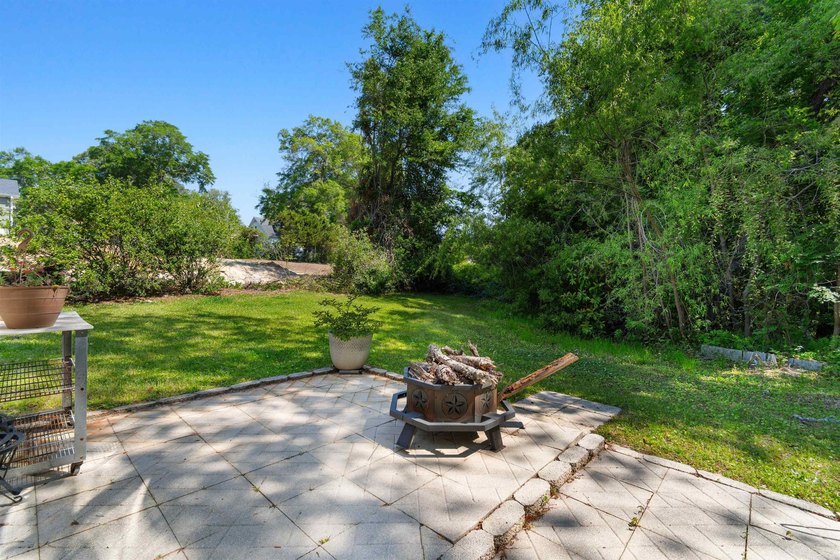NO HOA !! Walking Distance/Golf Cart ride to Intracoastal - photo 33