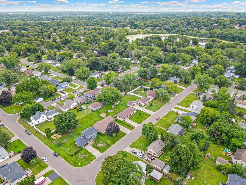 First time on the market! Lovingly maintained by the original - photo 33