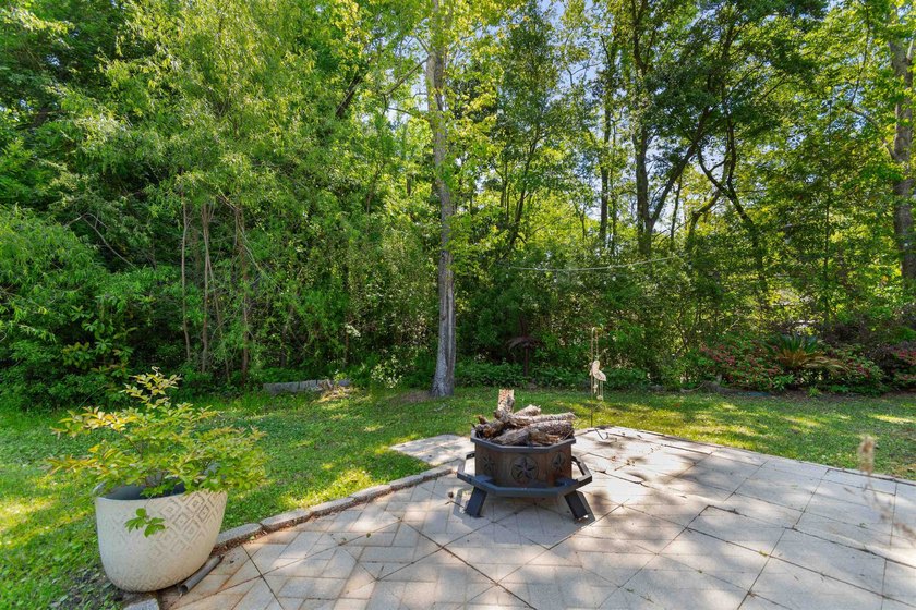 NO HOA !! Walking Distance/Golf Cart ride to Intracoastal - photo 34