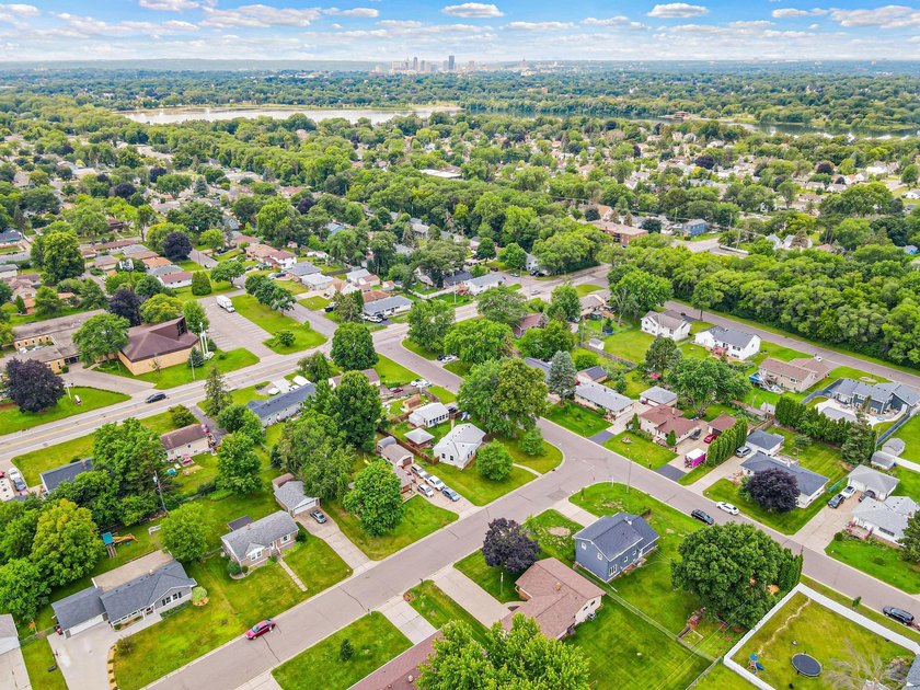 First time on the market! Lovingly maintained by the original - photo 35
