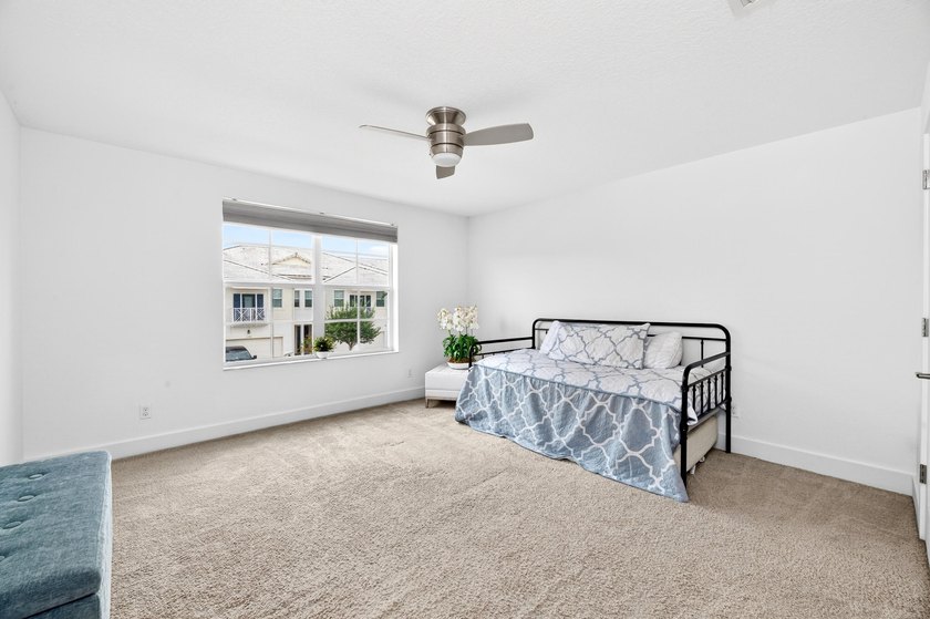 YOU CAN RENT OUT THE PROPERTY IMMEDIATELY! Welcome home to your - photo 45