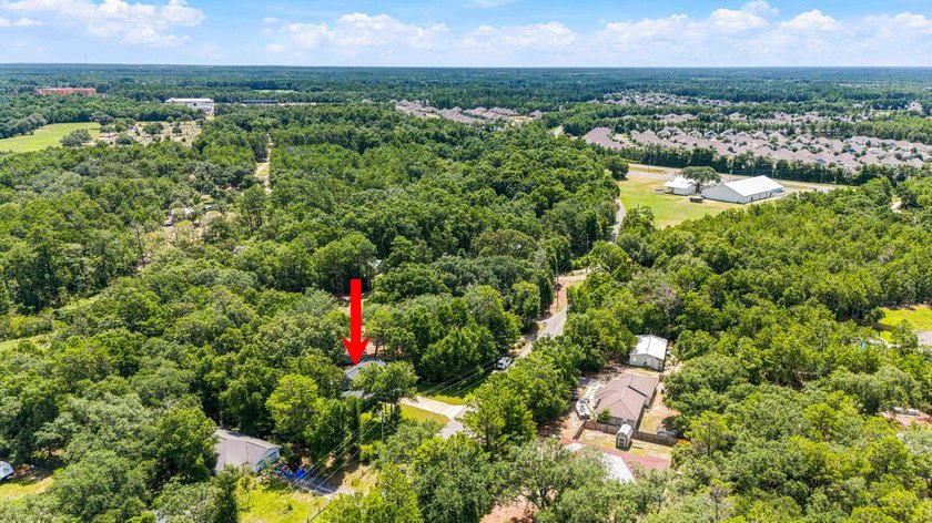 Private, well-kept 4BR/2.5BA home on a spacious lot in Magnolia - photo 5