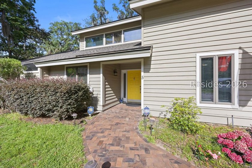 No HOA and MINUTES away from Historic Old Town Bluffton! The - photo 3