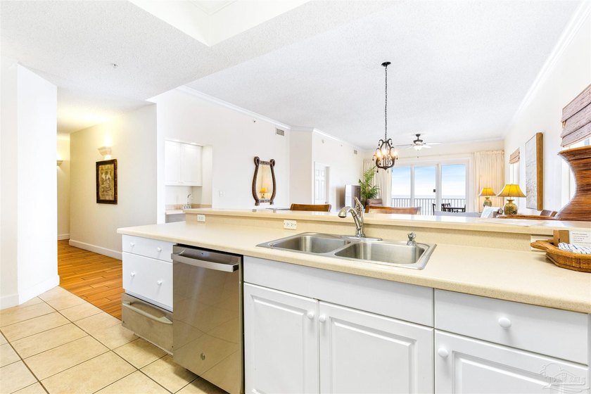 EXPERIENCE TRUE PERDIDO KEY LIFE FROM THIS 4-BEDROOM WEST-CORNER - photo 13