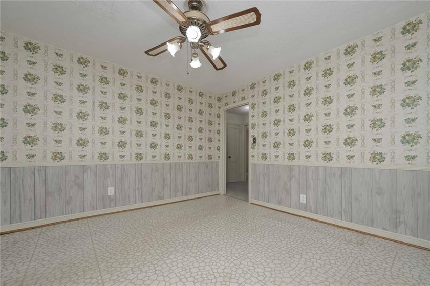 Rare find 5 acre oasis in the middle of the city! Secluded and - photo 28