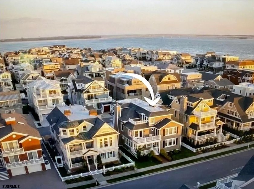 **OPEN HOUSE Sunday 7/26 10am - 12pm** Experience elevated - photo 2