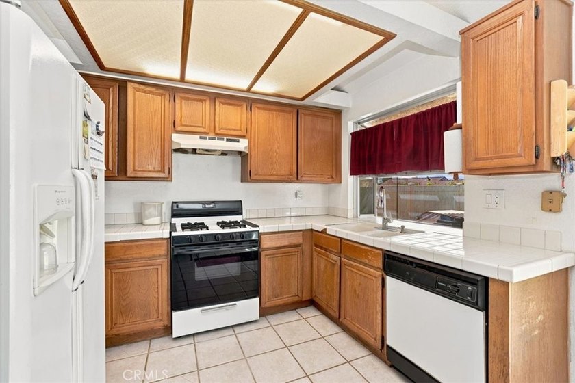 24656 Wisteria - photo 15