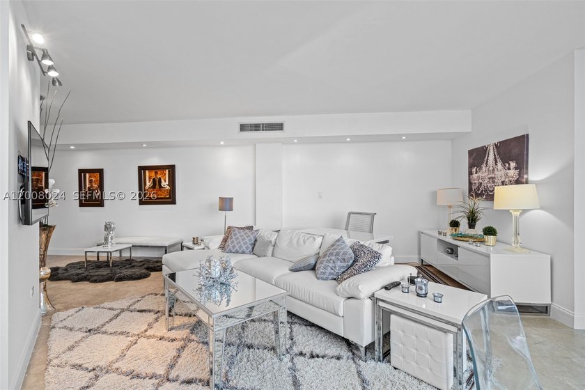 Experience true Brickell living in this exceptional unit - photo 7