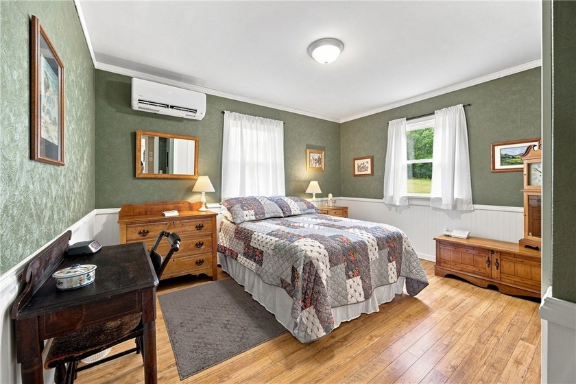 Welcome to the home you've been waiting for! Situated scenically - photo 17