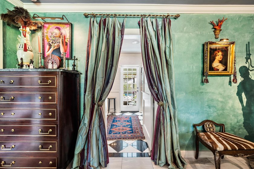 A rare opportunity to own a private tropical oasis in SoSo, one - photo 17
