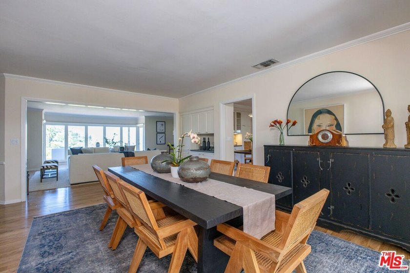 Welcome home to this truly one of a kind Silver Lake home - photo 27