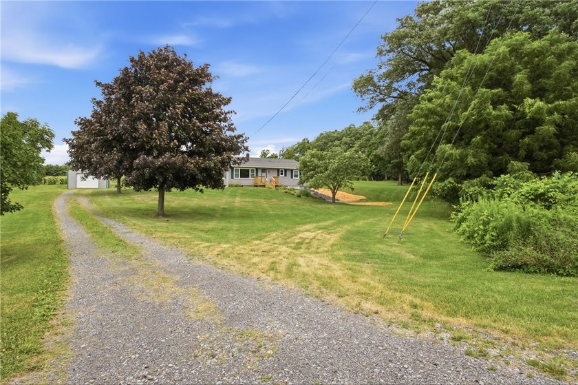 Welcome to the home you've been waiting for! Situated scenically - photo 36