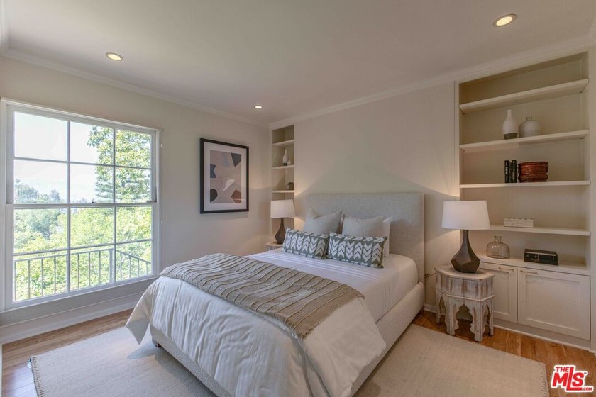 Welcome home to this truly one of a kind Silver Lake home - photo 38